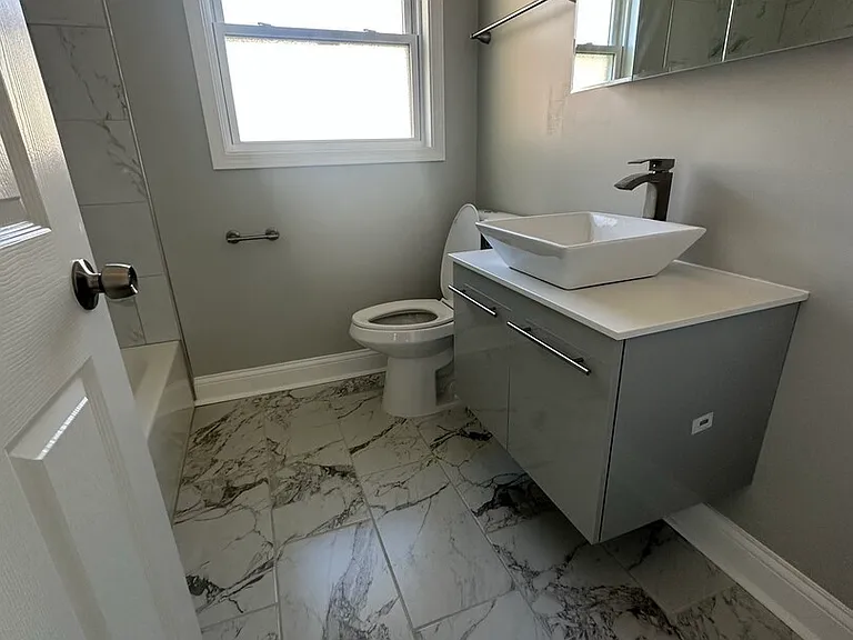 14451 Sangamon St — Photo 13