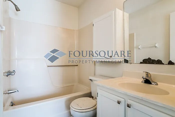 2604 Stewart Dr #B — Photo 13