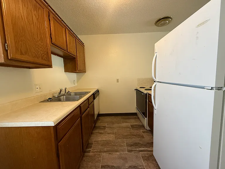 53 Hillside Ln #53 — Photo 4