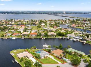 1741 SE 44th Ter, Cape Coral, FL 33904