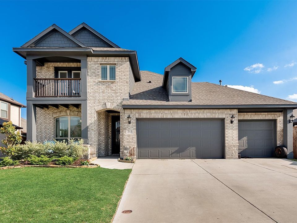 1st image of 213 Roscoe Dr