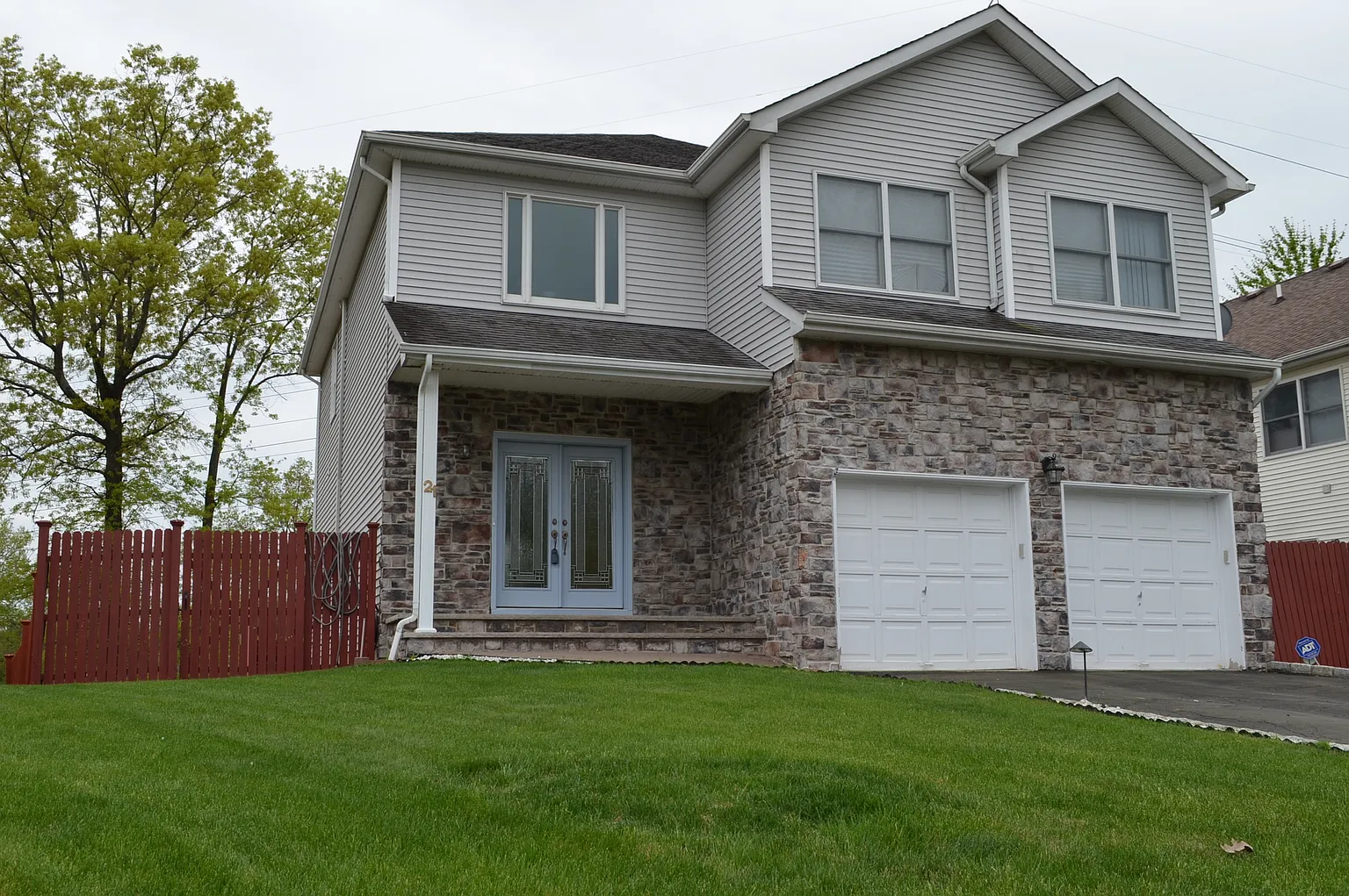 21 S Hall Ct photo 1