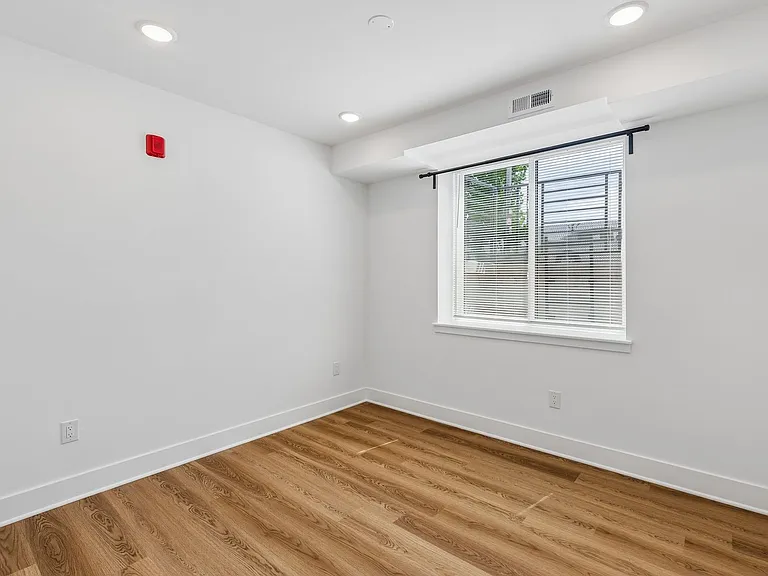 Brand New Luxury Apartments West Philly — Photo 9
