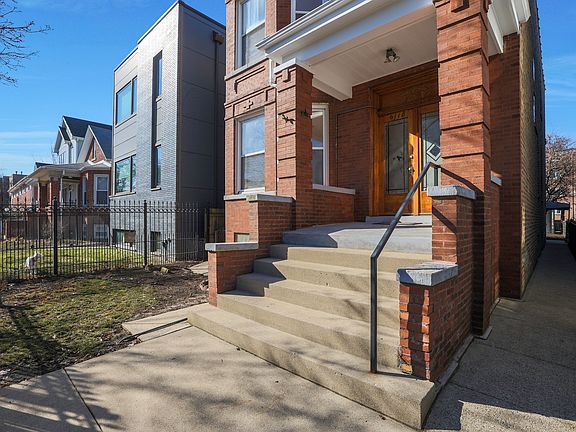 3rd image of 6118 N Wolcott Ave