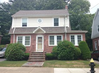 23 Stearns Rd, West Roxbury, MA 02132