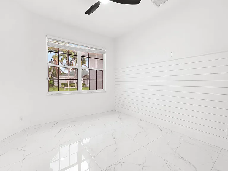 1209 Olympic Cir — Photo 29