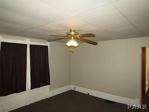 4th image of 821 S Illinois St
