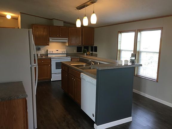 5th image of 7018 Lake Ridge Dr