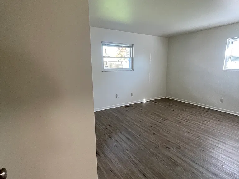 6124 Rosecrest Dr — Photo 15