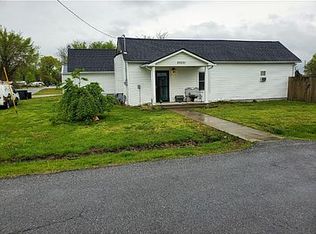 30231 Hillcrest Rd, Carl Junction, MO 64834