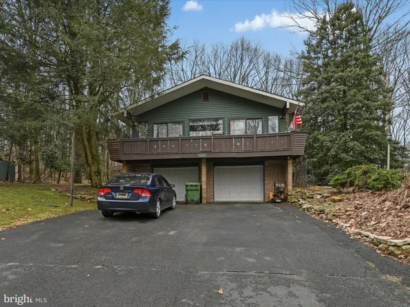 2471 Papoose Dr, Auburn, PA 17922