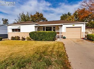 1121 Revere Ln, Pueblo, CO 81001
