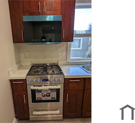 2nd image of 3533A Market St