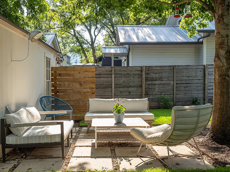 1609 Nickerson St — Photo 33