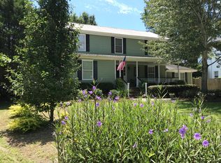 709 New Market Dr, Mount Pleasant, SC 29464