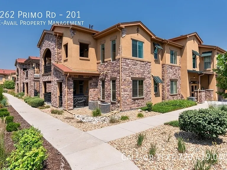 2262 Primo Rd #201 — Photo 2