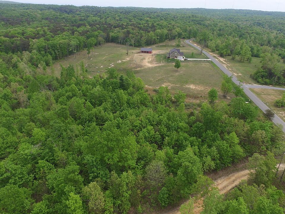 1st image of 22 Clear Creek Dr