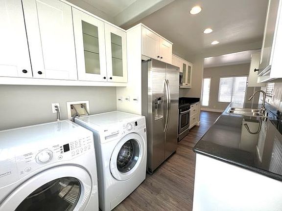 2nd image of 2938 Kalmia St