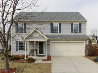 11268 Fountainview Ln, Fishers, IN 46038