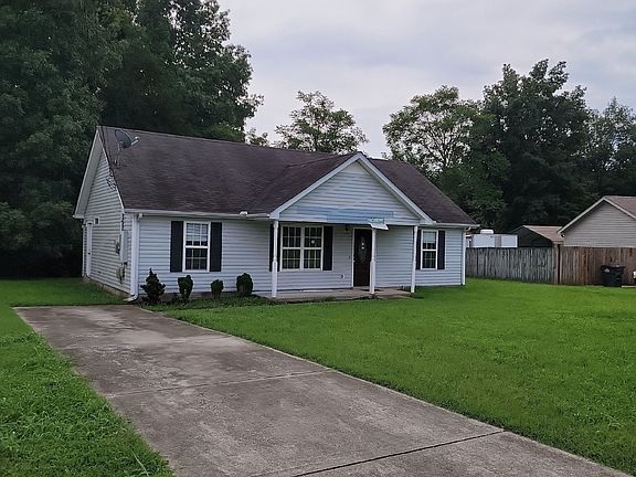 3rd image of 209 Hermitage Dr