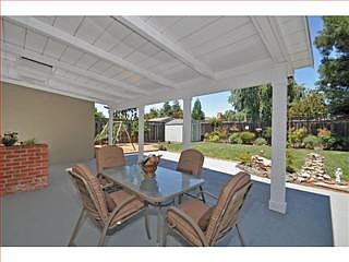 2nd image of 827 9th Ave