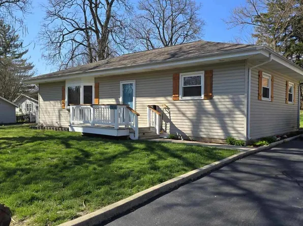 7316 W 143rd Pl, Cedar Lake, IN 46303