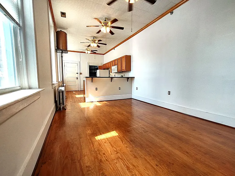 815 Church St — Photo 6