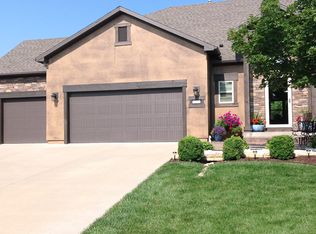 409 N Pennycress Dr, Lawrence, KS 66049