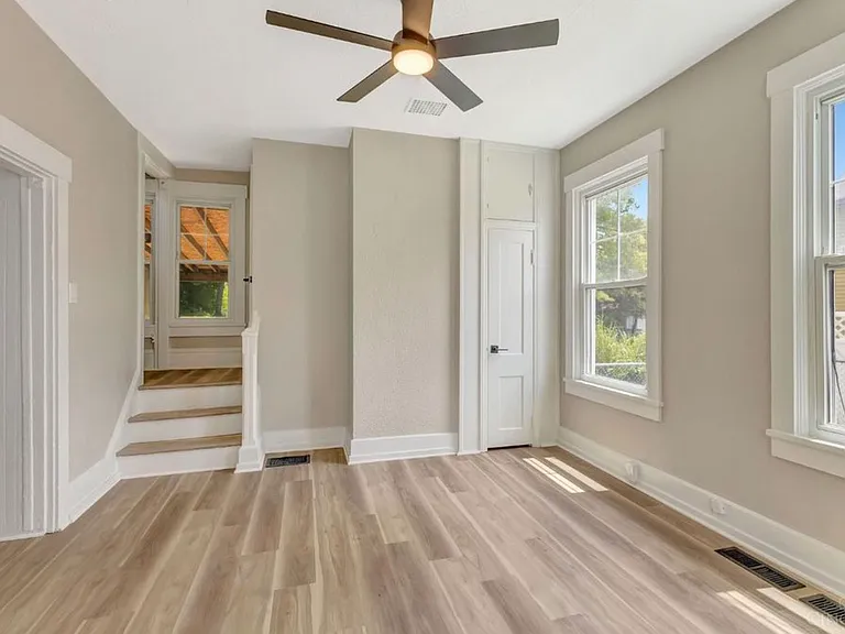 1646 King Ave — Photo 27