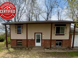 1308 Red River Dr, Saint Louis, MO 63138