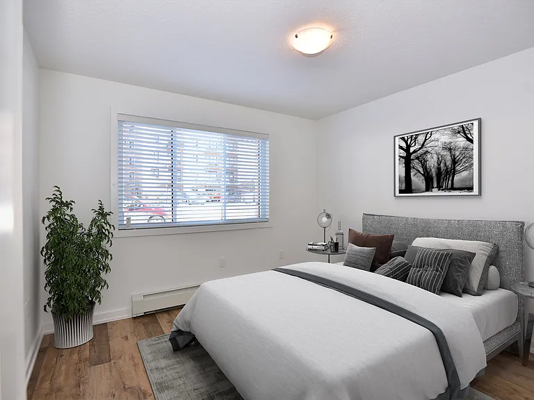 20 Clarissa St — Photo 8