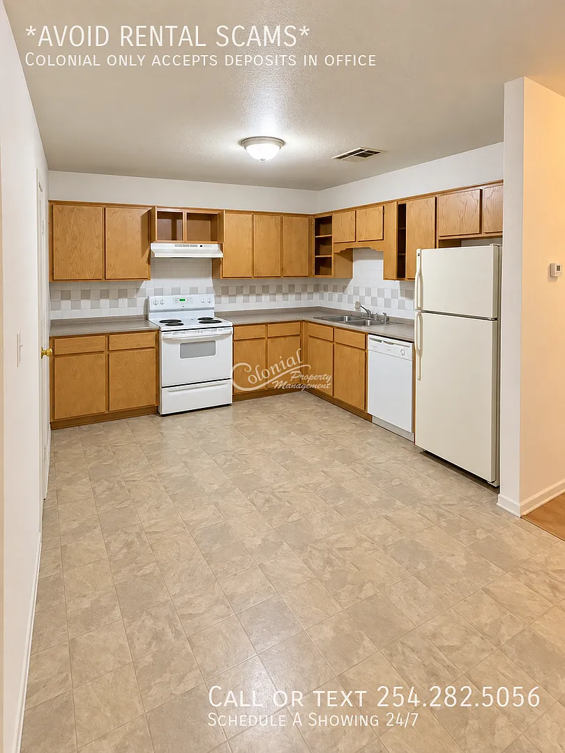 3 bed, 2.0 bath, 1248 sqft, $1,295 — Photo 3