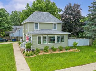 701 3rd St W, Northfield, MN 55057