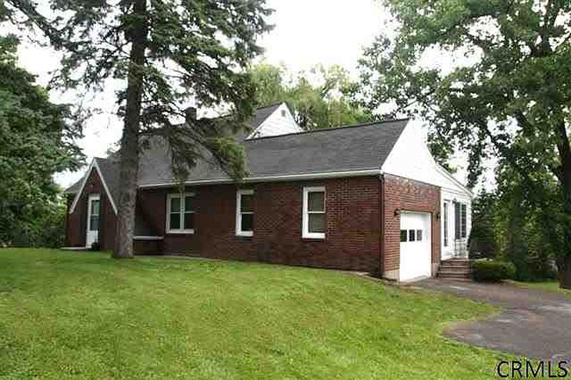 2nd image of 15 LANSING Road