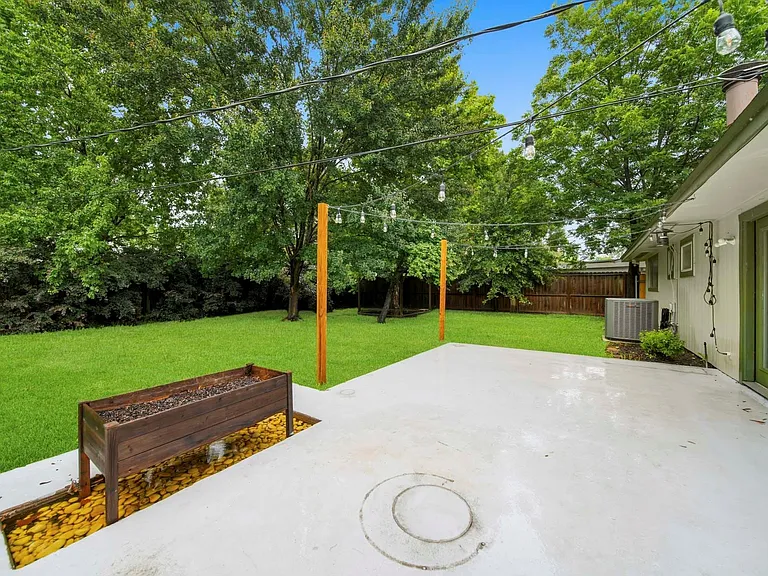 10658 Northbrook Dr — Photo 21