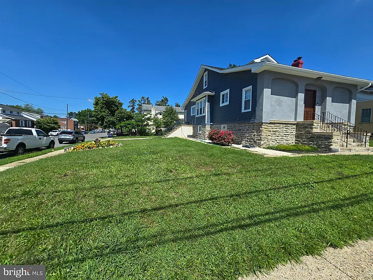 7800 Verree Rd #2 — Photo 2