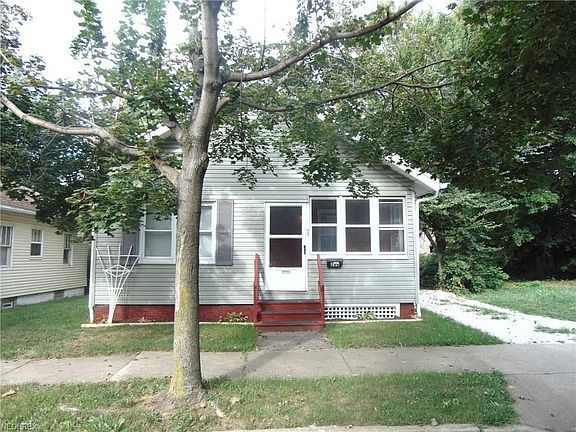 2nd image of 266 Sobul Ave