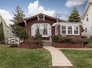 227 Lake Ave, Park Ridge, IL 60068