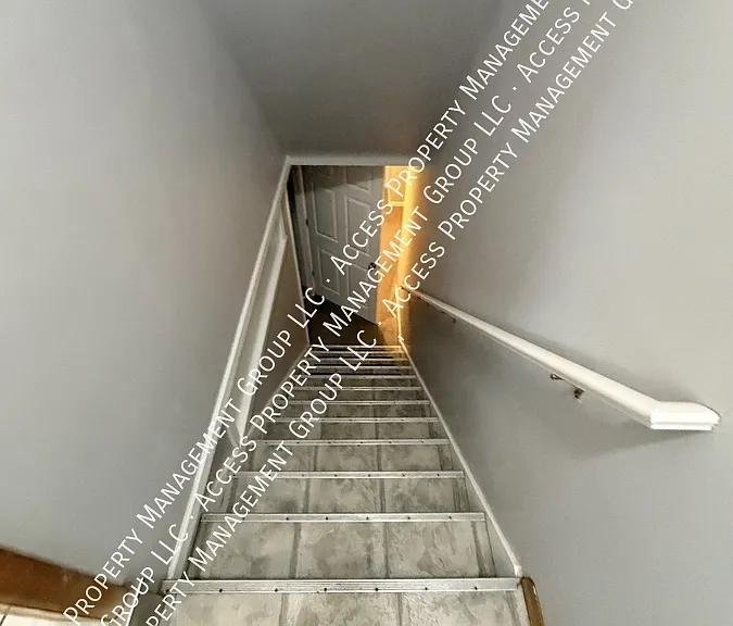 1457 Mayfield Ave NE — Photo 28
