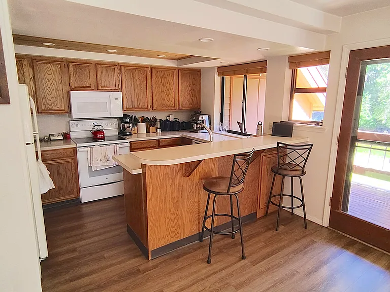 302 Mather Rd #C-14 — Photo 8