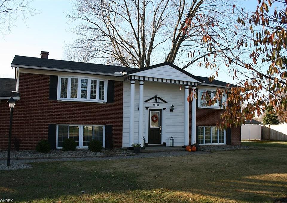 1st image of 910 Sharondale Dr