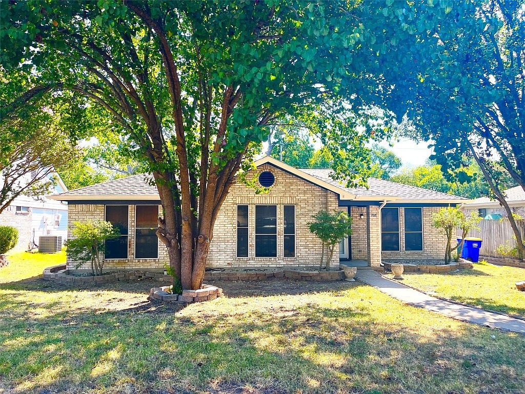 708 Oakbrook Ln, Seagoville, TX 75159 Zillow