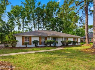 860 Rutherford Dr, Jackson, MS 39206