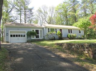 91 Harvard Ln, Wrentham, MA 02093