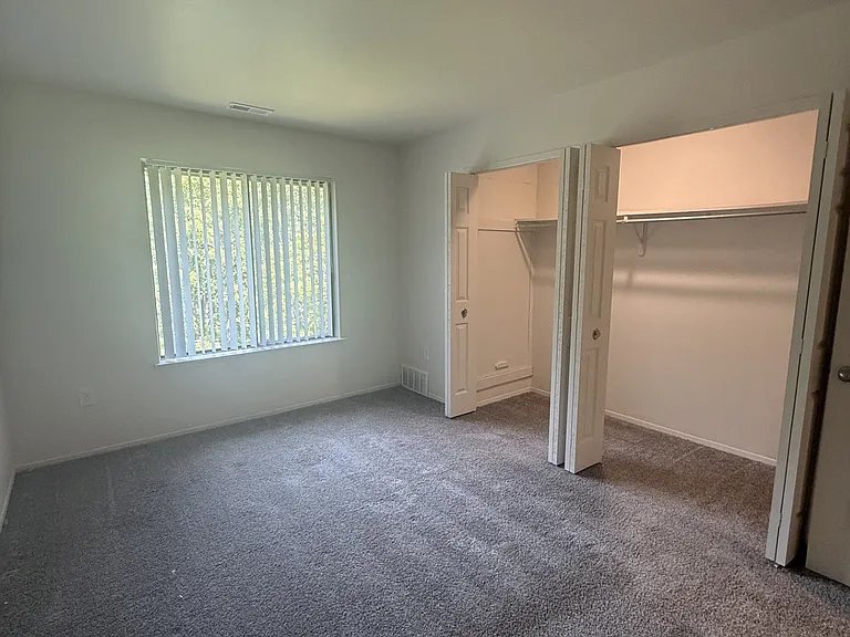 Franklin River Apartments — Photo 71