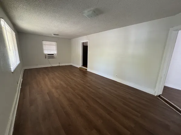 117 N Greer Blvd, Pittsburg, TX 75686