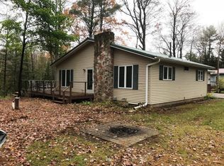 N6979 Wood Duck Ln, Crivitz, WI 54114