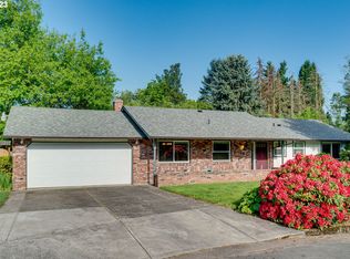 15635 SE Crestwood Dr, Milwaukie, OR 97267