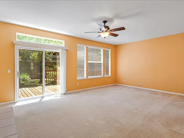 9759 Dawn Way — Photo 10
