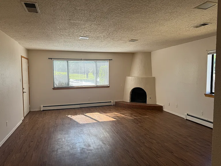 2801 Nakomis Dr NE — Photo 4